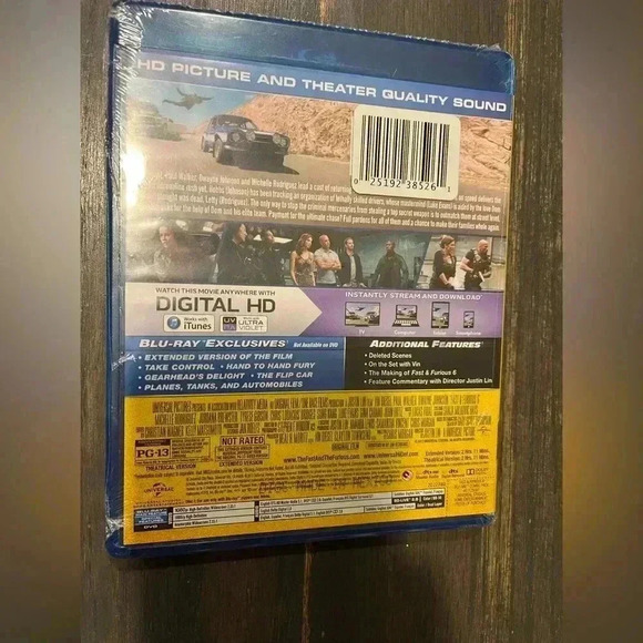 New Fast and Furious 6 Blu-Ray Extended Action Packed Edition - Picture 2 of 2